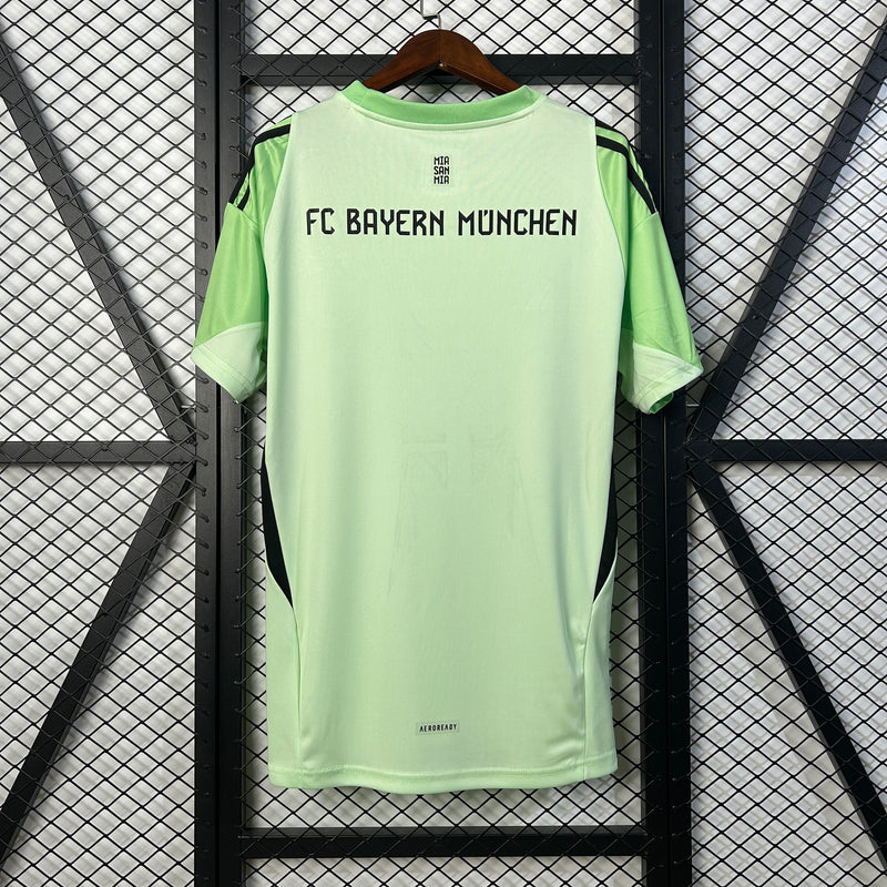 Bayern Munich Goalkeeper 25/26