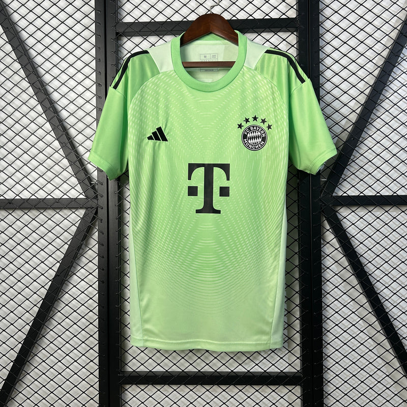 Bayern Munich Goalkeeper 25/26